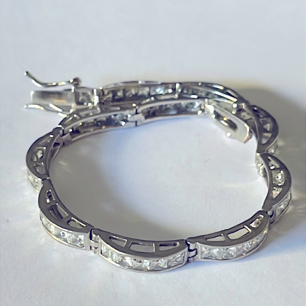 14K white gold and CZ tennis bracelet